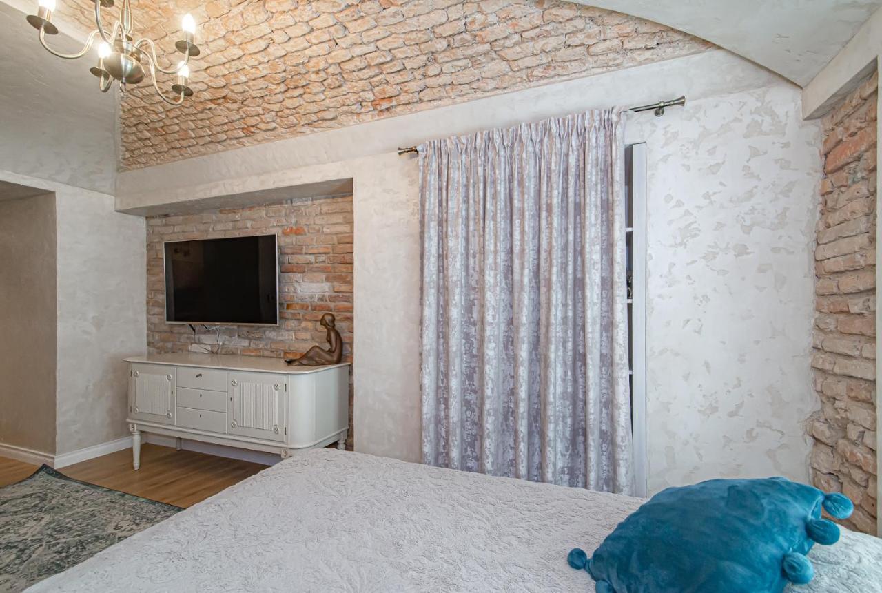 Luxury Apartment In Pilies Street Vilna Exterior foto
