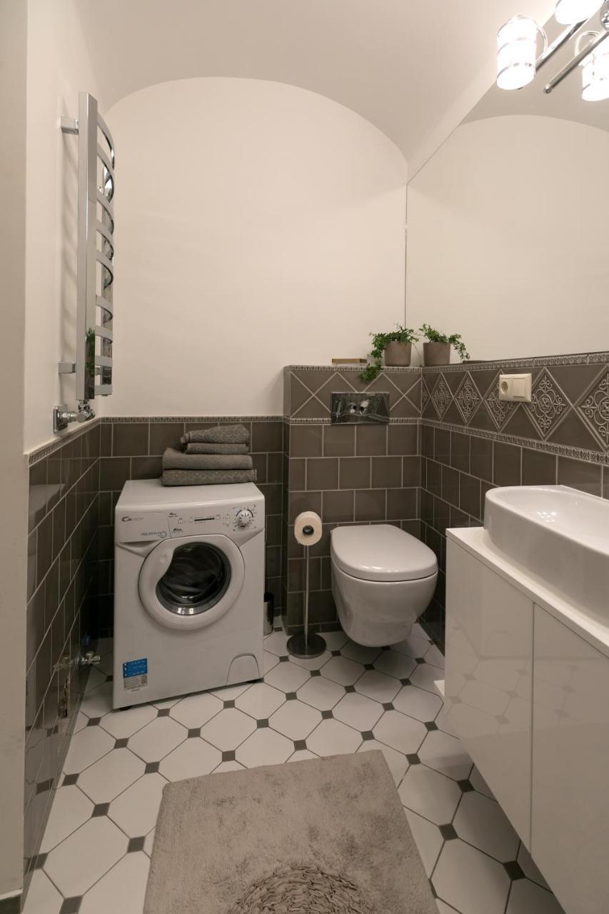 Luxury Apartment In Pilies Street Vilna Exterior foto